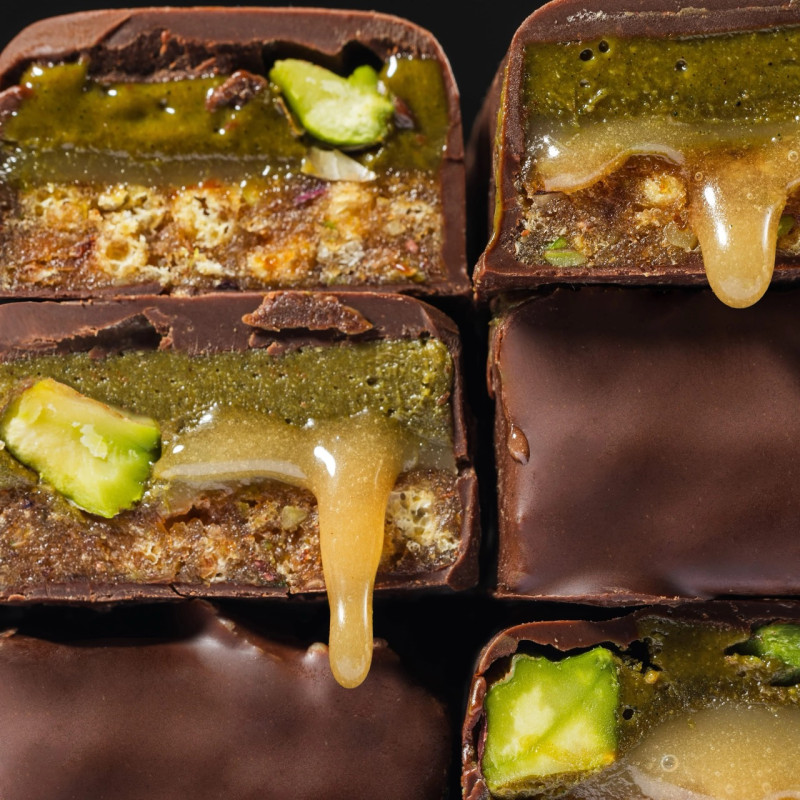 Батончик Fizi Guilty pleasure Queen Pistachio у шоколадній глазурі 40г