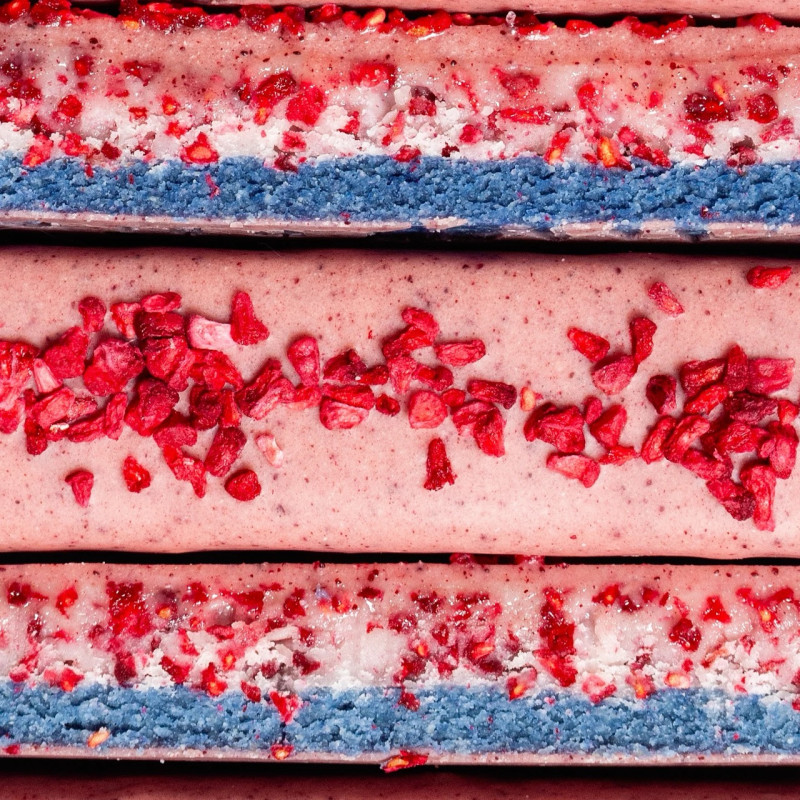 Батончик Fizi Berry Pie у рожевій глазурі 45г