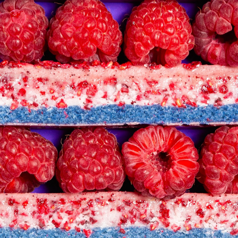 Батончик Fizi Berry Pie у рожевій глазурі 45г